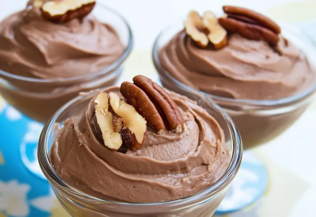 Mousse de chocolate y nuez pecana