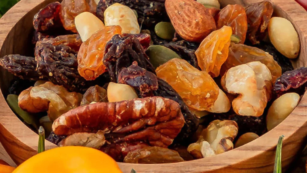 Snack casero con nueces, una botana saludable con nueces para disfrutar en cualquier momento. Descubre cómo hacer este delicioso bocado con nueces en casa.