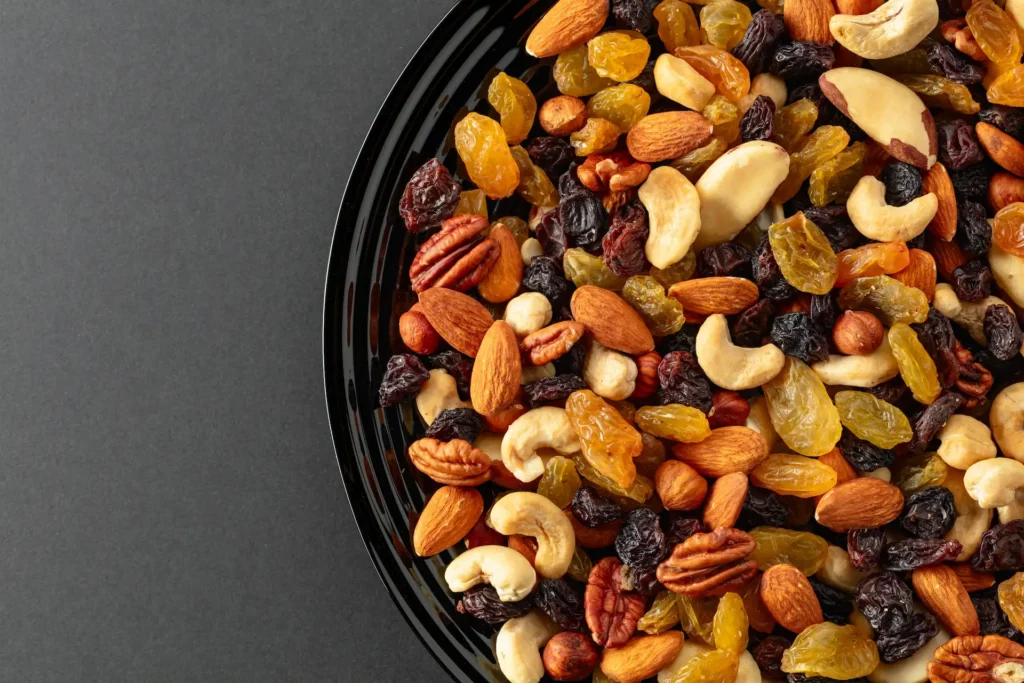 Snack casero con nueces, una botana saludable con nueces para disfrutar en cualquier momento. Descubre cómo hacer este delicioso bocado con nueces en casa.